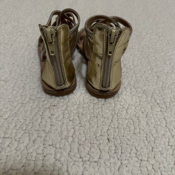 Tucker + Tate Metallic Sandals - Picture 5 of 6